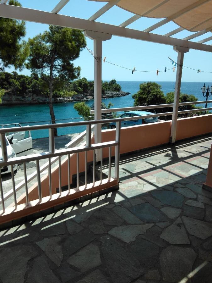 Rooms Apostolis Patitiri Exterior photo