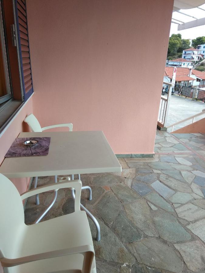 Rooms Apostolis Patitiri Exterior photo